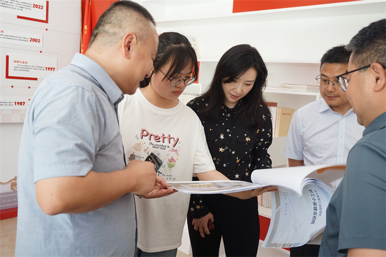 2024年5月14日，ag亚州游戏集团官网公司党委副书记、董事赵梦捷调研九绵高速运营情况_副本.jpg